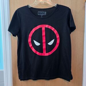 Deadpool Marvel Black Red Graphic Short Sleeve Tee Womens Large